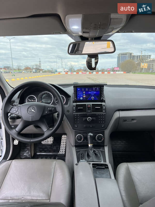 Седан Mercedes-Benz C-Class 2008 в Одессе