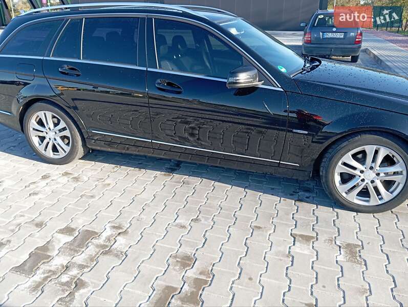 Универсал Mercedes-Benz C-Class 2012 в Стрые фото 20 Универсал Mercedes-Benz C-Class 2012 в Стрые