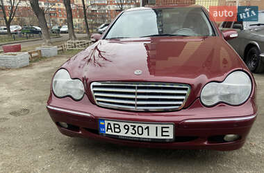Седан Mercedes-Benz C-Class 2002 в 