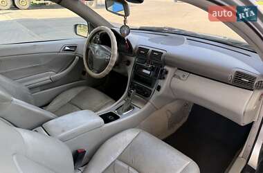 Купе Mercedes-Benz C-Class 2001 в 