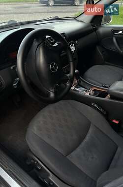 Универсал Mercedes-Benz C-Class 2003 в 