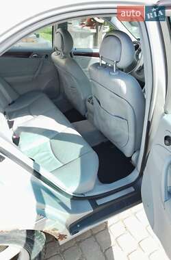 Седан Mercedes-Benz C-Class 2001 в 