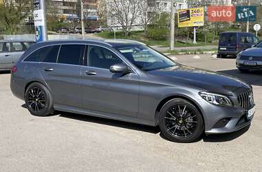 Універсал Mercedes-Benz C-Class 2018 в 