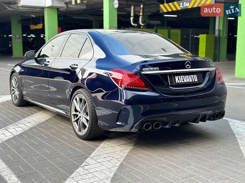 Седан Mercedes-Benz C-Class 2019 в Киеве