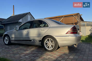 Седан Mercedes-Benz C-Class 2002 в 