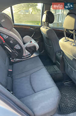 Седан Mercedes-Benz C-Class 2002 в 