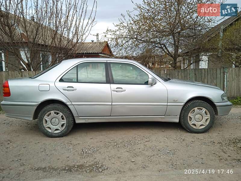 Mercedes-Benz C-Class 1999