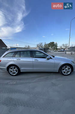 Универсал Mercedes-Benz C-Class 2012 в 