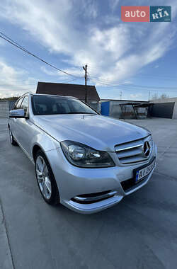 Универсал Mercedes-Benz C-Class 2012 в 