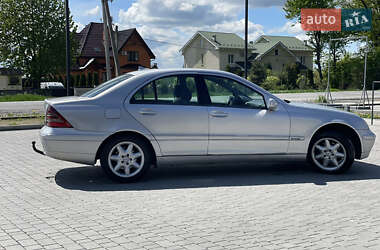 Седан Mercedes-Benz C-Class 2002 в 