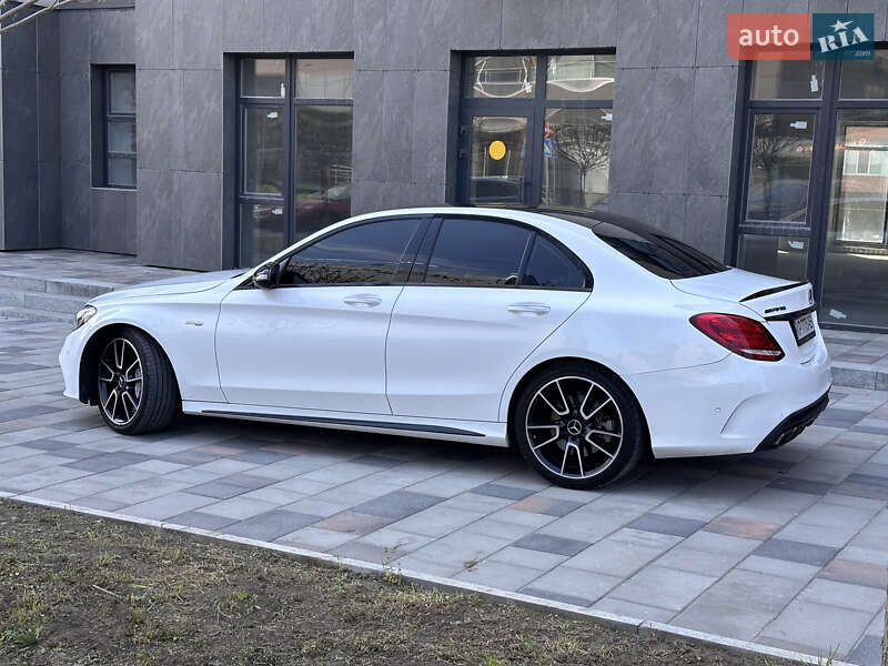 Седан Mercedes-Benz C-Class 2017 в Дніпрі