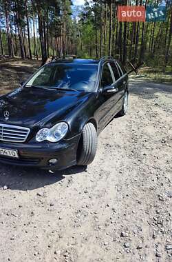 Универсал Mercedes-Benz C-Class 2004 в 