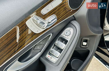 Седан Mercedes-Benz C-Class 2017 в 