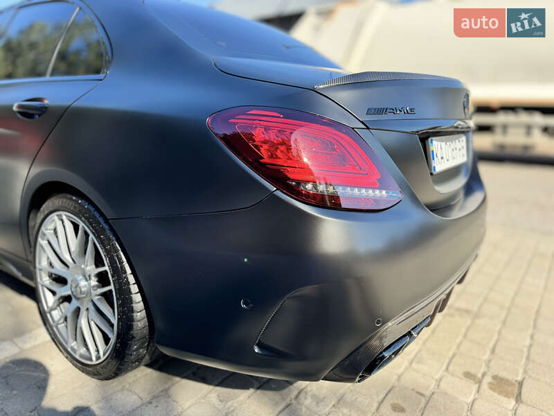 Седан Mercedes-Benz C-Class 2019 в Києві