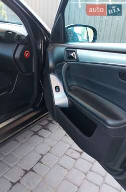 Седан Mercedes-Benz C-Class 2005 в 