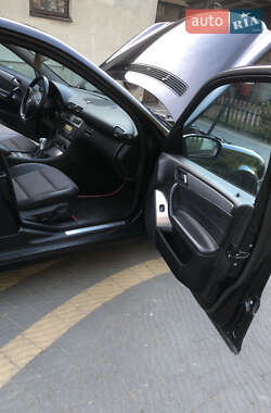 Седан Mercedes-Benz C-Class 2005 в 
