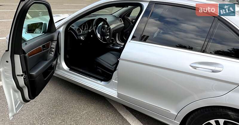 Седан Mercedes-Benz C-Class 2014 в Києві