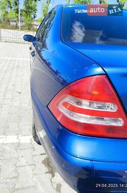 Седан Mercedes-Benz C-Class 2001 в 