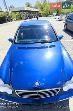 Седан Mercedes-Benz C-Class 2001 в 