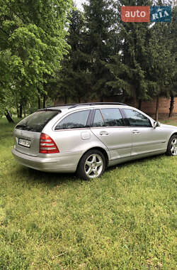 Універсал Mercedes-Benz C-Class 2002 в 