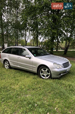 Універсал Mercedes-Benz C-Class 2002 в 