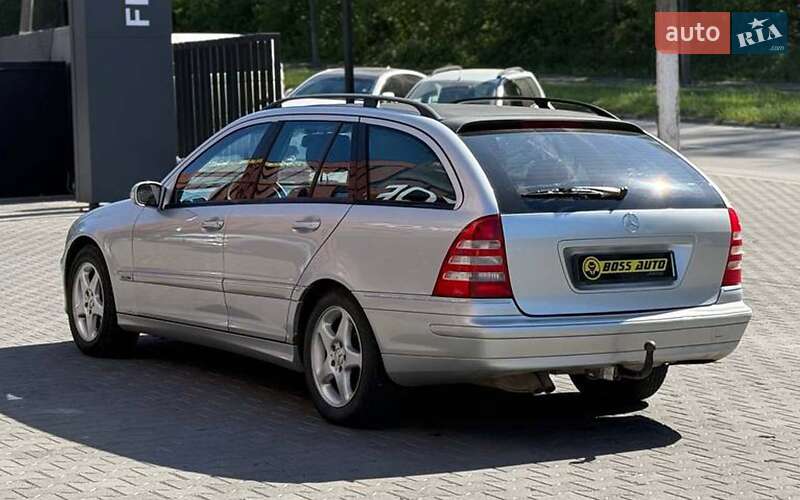 Универсал Mercedes-Benz C-Class 2004 в Черновцах