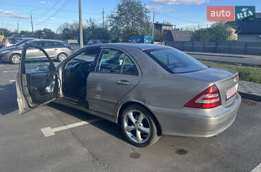Седан Mercedes-Benz C-Class 2004 в 