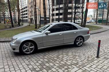 Седан Mercedes-Benz C-Class 2006 в 