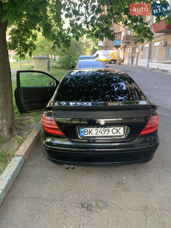 Купе Mercedes-Benz C-Class 2001 в Киеве