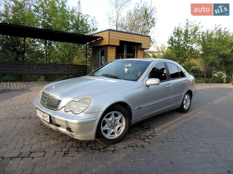 Mercedes-Benz C-Class 2002