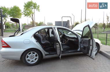 Седан Mercedes-Benz C-Class 2002 в Кривом Роге