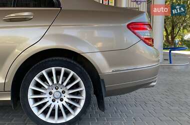 Седан Mercedes-Benz C-Class 2007 в 