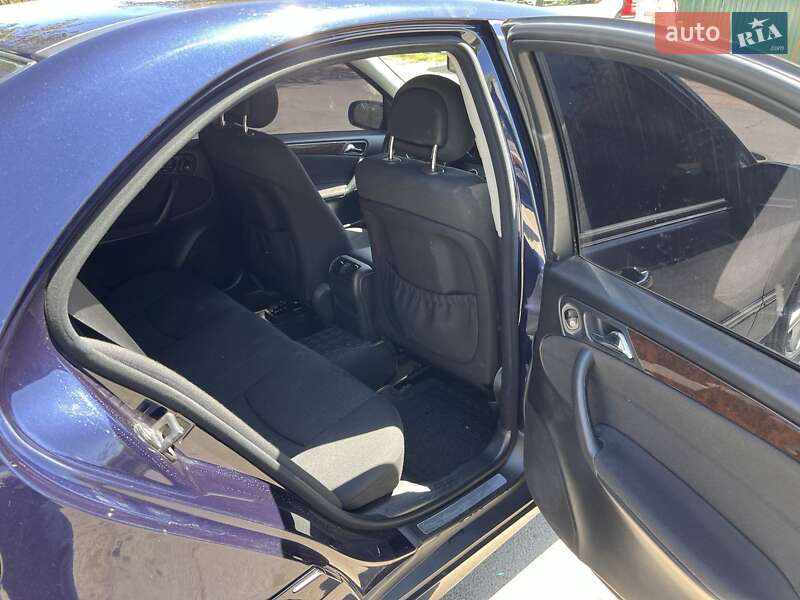 Седан Mercedes-Benz C-Class 2004 в Подільську