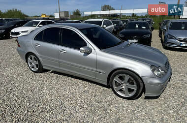 Седан Mercedes-Benz C-Class 2005 в 