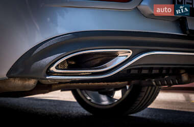 Купе Mercedes-Benz C-Class 2018 в 