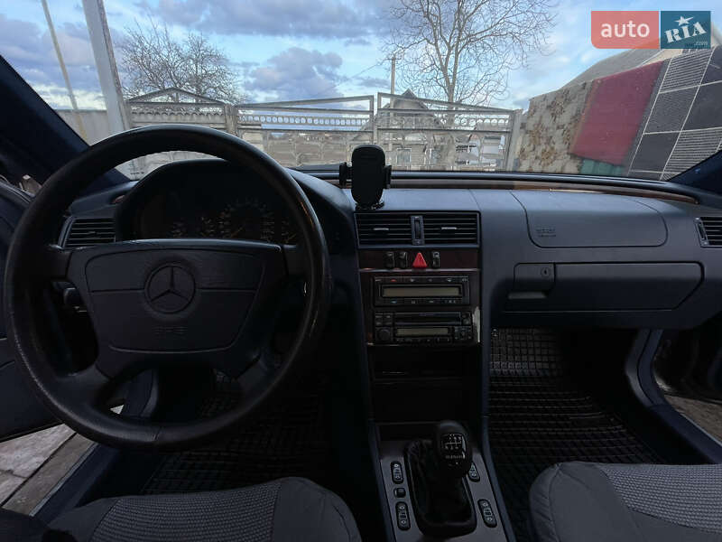 Седан Mercedes-Benz C-Class 1998 в Кропивницком