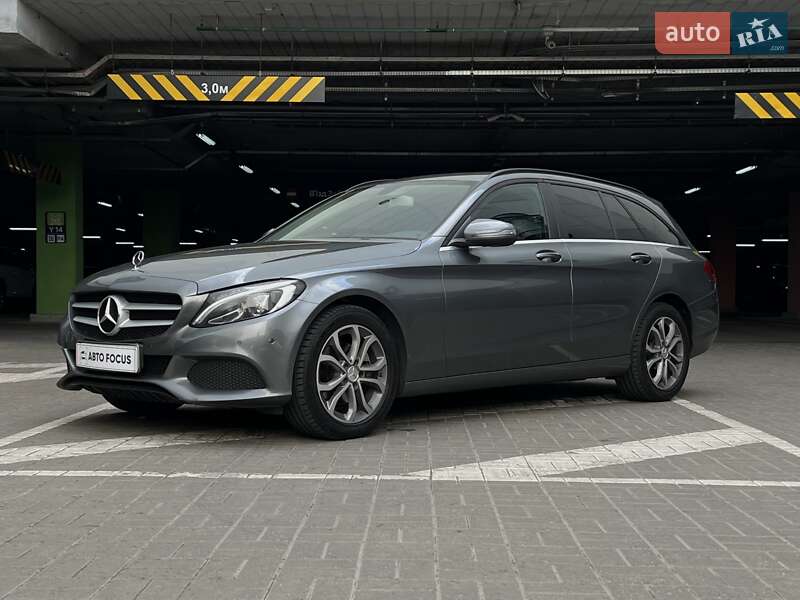 Універсал Mercedes-Benz C-Class 2018 в Києві