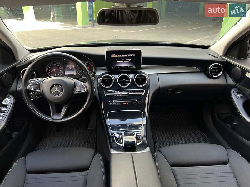 Універсал Mercedes-Benz C-Class 2018 в Києві