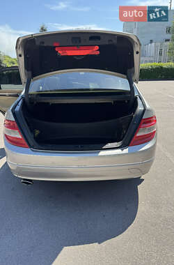 Седан Mercedes-Benz C-Class 2007 в 