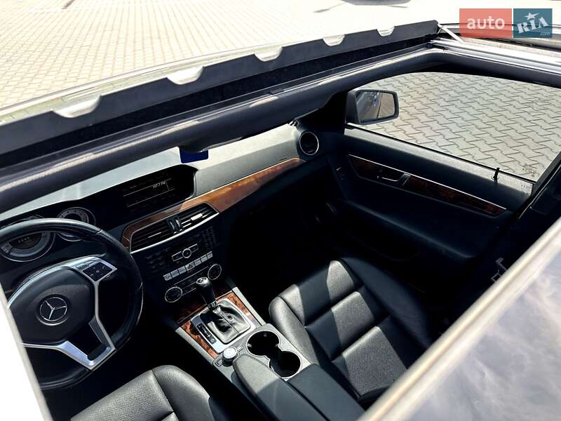 Седан Mercedes-Benz C-Class 2012 в Лубнах фото 27 Седан Mercedes-Benz C-Class 2012 в Лубнах