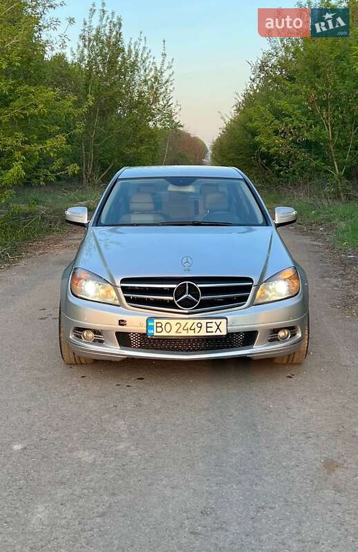 Седан Mercedes-Benz C-Class 2008 в Тернополе