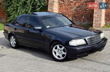 Седан Mercedes-Benz C-Class 1995 в Косові