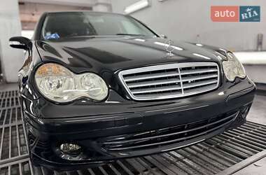 Седан Mercedes-Benz C-Class 2006 в 