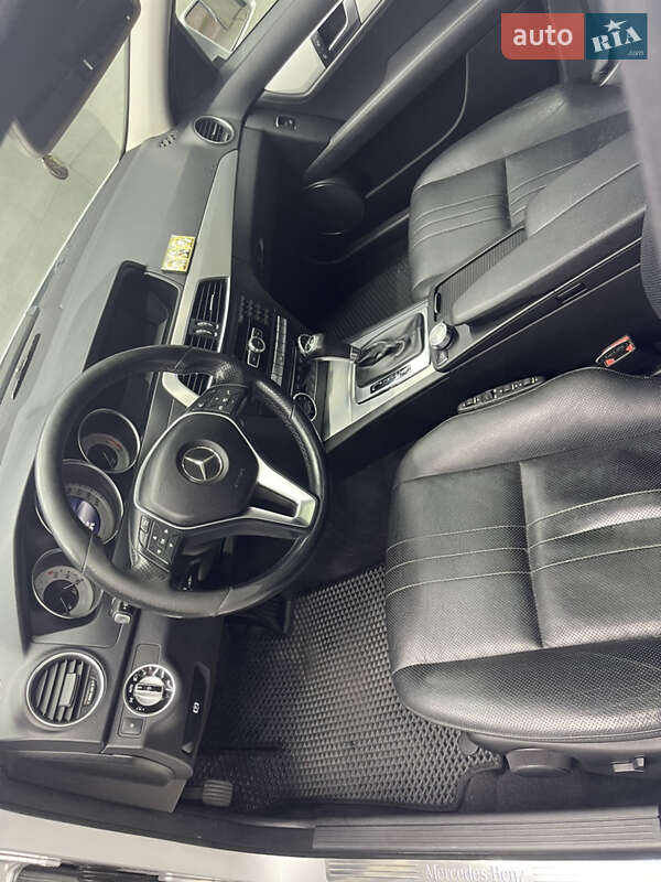 Универсал Mercedes-Benz C-Class 2013 в Ивано-Франковске