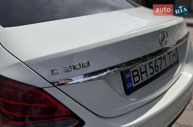 Седан Mercedes-Benz C-Class 2016 в 