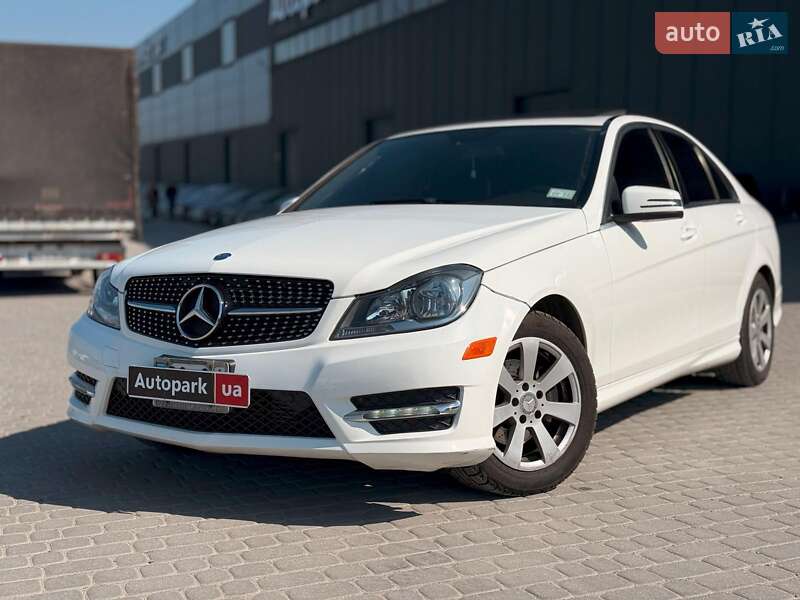 Mercedes-Benz C-Class 2012
