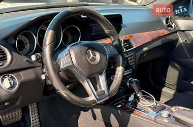 Седан Mercedes-Benz C-Class 2012 в 