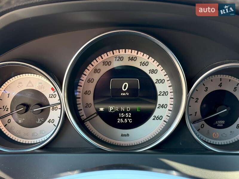 Седан Mercedes-Benz C-Class 2012 в Львове