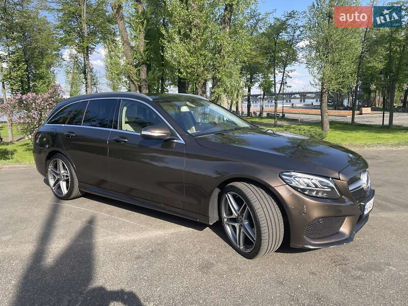 Универсал Mercedes-Benz C-Class 2015 в 