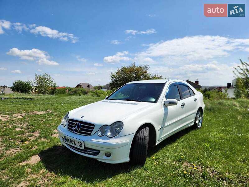 Седан Mercedes-Benz C-Class 2004 в Ровно фото 4 Седан Mercedes-Benz C-Class 2004 в Ровно